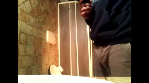 Snapshot of vinmin90 chatting on 01-08-25, 10:16 Zenith online show from 01-08-25, 10:16