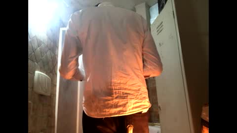 Snapshot of vinmin90 chatting on 02-09-25, 11:46 Zenith online show from 02-09-25, 11:46