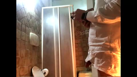 Snapshot of vinmin90 chatting on 09-14-25, 10:53 Zenith online show from 09-14-25, 10:53