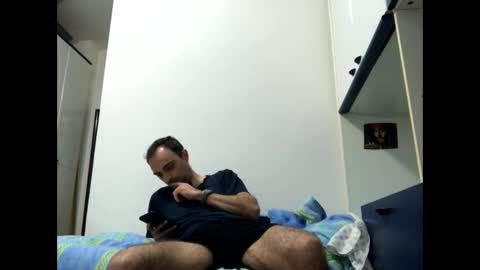 Snapshot of vinmin90 chatting on 09-17-25, 12:01 Zenith online show from 09-17-25, 12:01