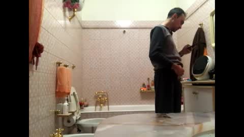 Snapshot of vinmin90 chatting on 11-18-25, 11:58 Zenith online show from 11-18-25, 11:58