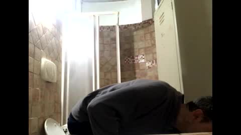 Snapshot of vinmin90 chatting on 11-26-25, 09:27 Zenith online show from 11-26-25, 09:27