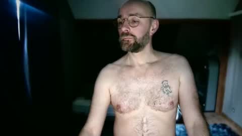 Snapshot of vins7451 chatting on 03-16-26, 10:41 vins online show from 03-16-26, 10:41