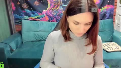 vinter_girl online show from 09-30-25, 12:21