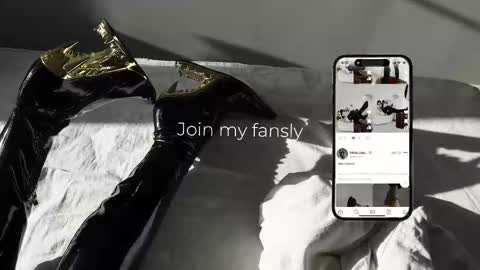 Diva Silvia online show from 11-26-25, 05:25