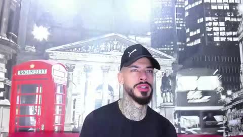 Snapshot of vinzenzrizzo chatting on 09-29-25, 03:50 ---Vinzen--- online show from 09-29-25, 03:50