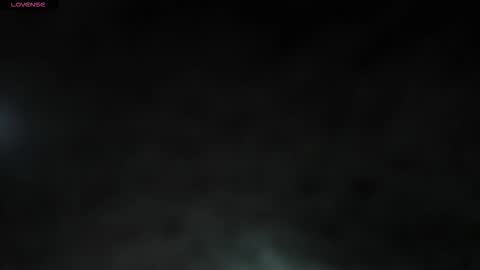 Snapshot of vio_let_ chatting on 10-20-25, 04:57 Daniela online show from 10-20-25, 04:57