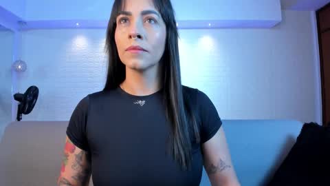 Violett  Everyday From 0530 to 1430 Col Time online show from 01-12-26, 11:15