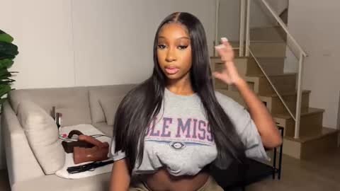 Fantasy Black Girl online show from 11-03-25, 06:36