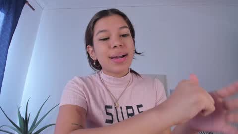 Violet online show from 01-31-25, 01:23