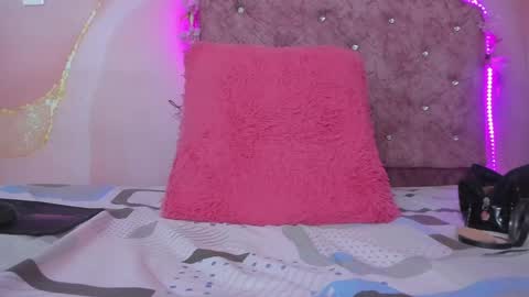 violet__taylor_ online show from 03-28-26, 02:55