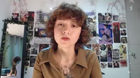 Violet online show from 02-15-25, 07:06