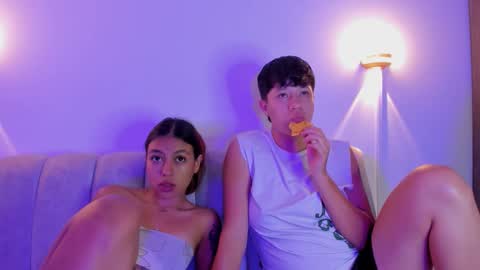 Violet and Casper online show from 11-17-25, 06:41