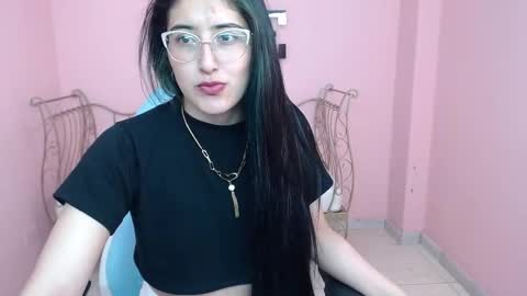 Snapshot of violet_raine_ chatting on 10-20-25, 03:56 Violet online show from 10-20-25, 03:56