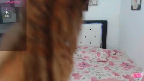 Violeta online show from 02-15-25, 02:58