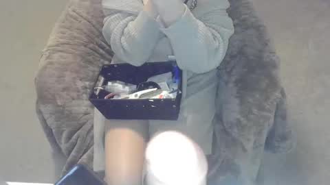 Snapshot of violet_winter97 chatting on 12-24-24, 03:16 violet_winter97 online show from 12-24-24, 03:16