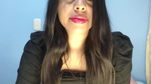 Violeta online show from 09-27-25, 01:05