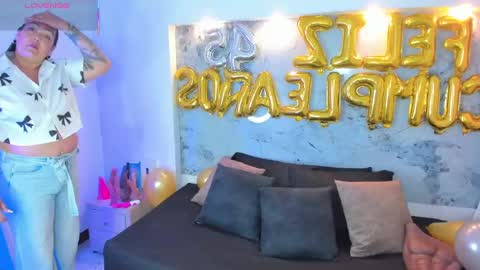 Snapshot of violeta_delavega1 chatting on 09-20-25, 03:51 Violet online show from 09-20-25, 03:51