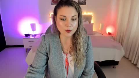 Snapshot of violeta_hotter_ chatting on 10-07-25, 11:51 violeta_hotter_ online show from 10-07-25, 11:51