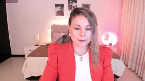 Snapshot of violeta_hotter_ chatting on 10-16-25, 11:11 violeta_hotter_ online show from 10-16-25, 11:11