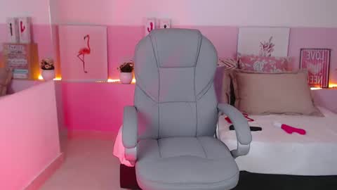 Violeta leon online show from 02-22-25, 07:01