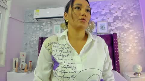 violeta_medina online show from 12-22-24, 03:44