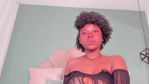 violeta_ruiz_ online show from 01-19-25, 05:37