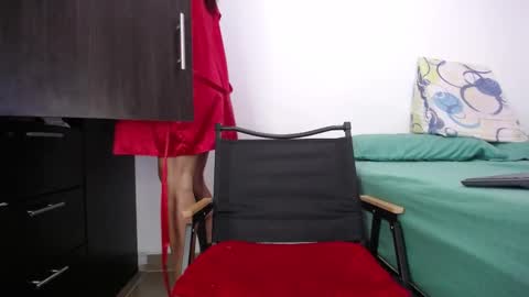 VIOLETA SORACHI  online show from 10-17-25, 07:49