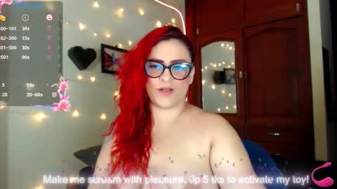 Snapshot of violetabitch chatting on 11-22-25, 06:01 Violetta Morningstar online show from 11-22-25, 06:01