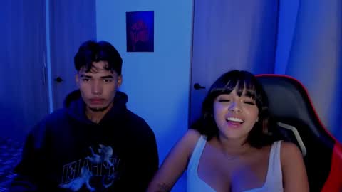 Snapshot of violetandaustin69 chatting on 10-22-25, 03:40 Violet and Austin online show from 10-22-25, 03:40