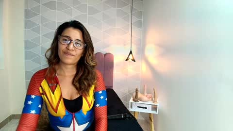VIOLETA online show from 01-28-25, 05:24