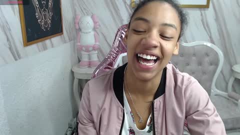 violeth_b online show from 12-02-24, 12:51