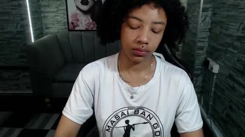 violeth_b online show from 09-09-25, 12:37
