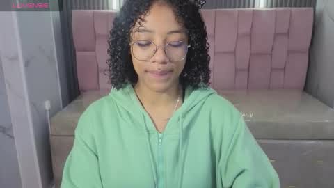 Snapshot of violeth_b chatting on 02-05-26, 12:54 violeth_b online show from 02-05-26, 12:54