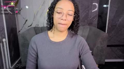 Snapshot of violeth_b chatting on 02-21-26, 12:50 violeth_b online show from 02-21-26, 12:50