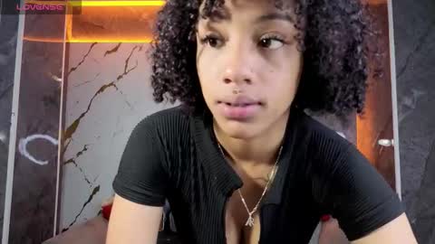 Snapshot of violeth_b chatting on 03-29-26, 01:00 violeth_b online show from 03-29-26, 01:00