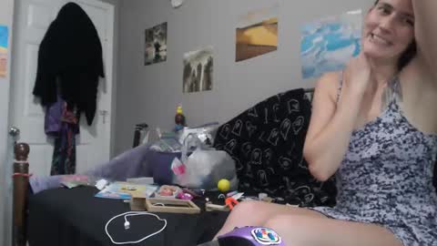 Violet Hooper online show from 09-22-25, 03:47