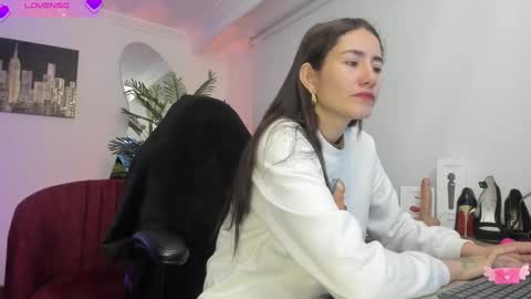 violetparkker online show from 02-17-25, 11:23