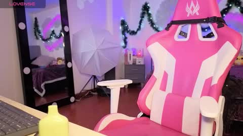   online show from 12-16-25, 06:57