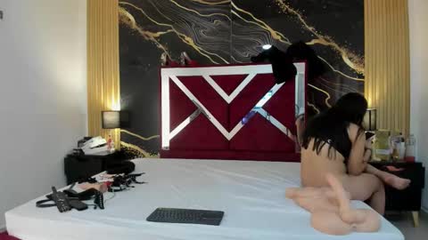 Violet Rose online show from 11-19-25, 09:15