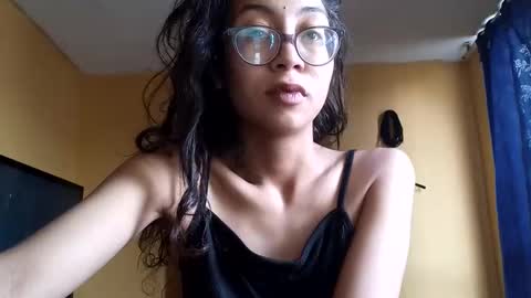 Violet777  online show from 10-31-25, 11:22