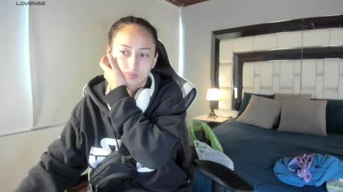 violetskinny online show from 10-13-25, 07:47