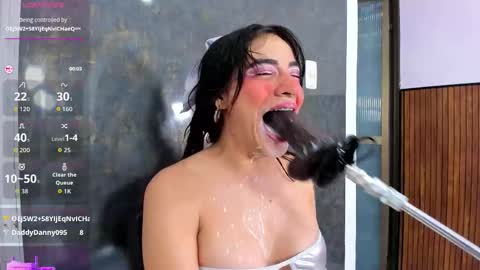 Violett online show from 10-25-25, 03:47