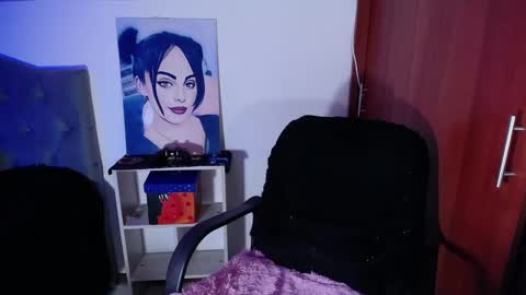 Snapshot of violett_hottie chatting on 01-25-25, 10:18 violett Independent model online show from 01-25-25, 10:18