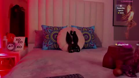 violett_novoa online show from 10-04-25, 09:29