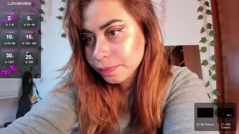 Snapshot of violett_red chatting on 02-16-25, 02:20 Violeta online show from 02-16-25, 02:20
