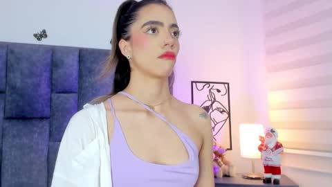 Violetta Ficher online show from 12-16-25, 02:27