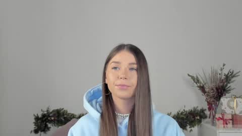 violetta_finch online show from 12-17-24, 08:23