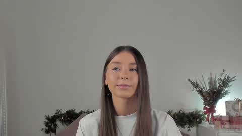 violetta_finch online show from 01-19-25, 08:07