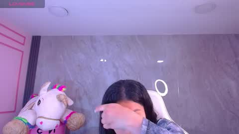 Violetta  online show from 10-16-25, 03:18